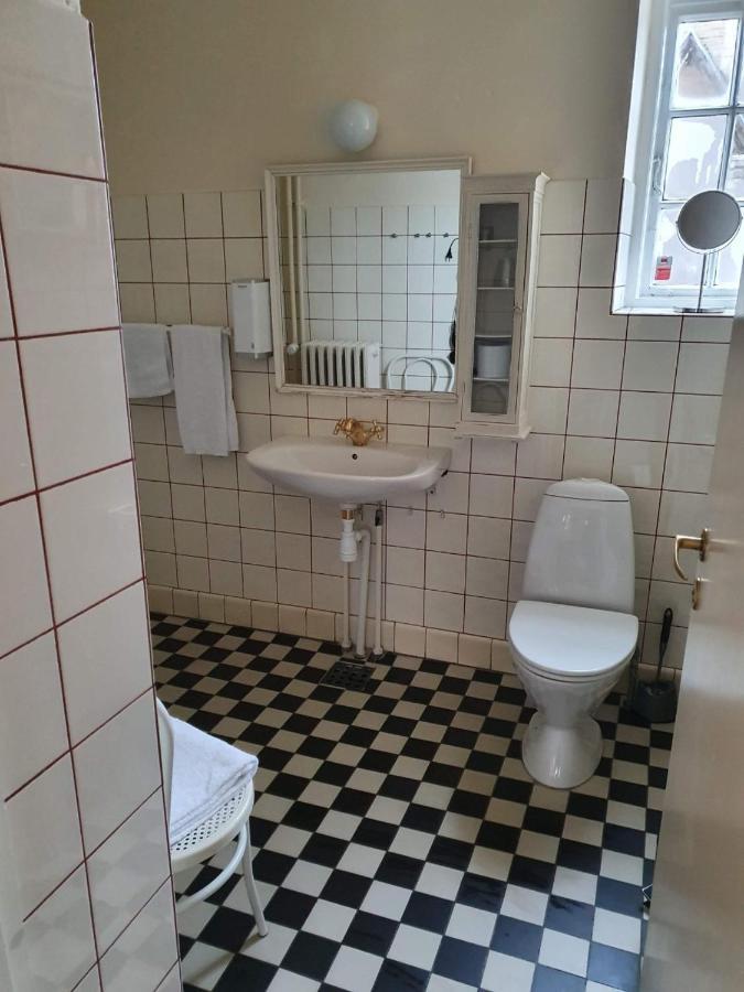 Den Gamle Arrest Bed & Breakfast Ribe Luaran gambar
